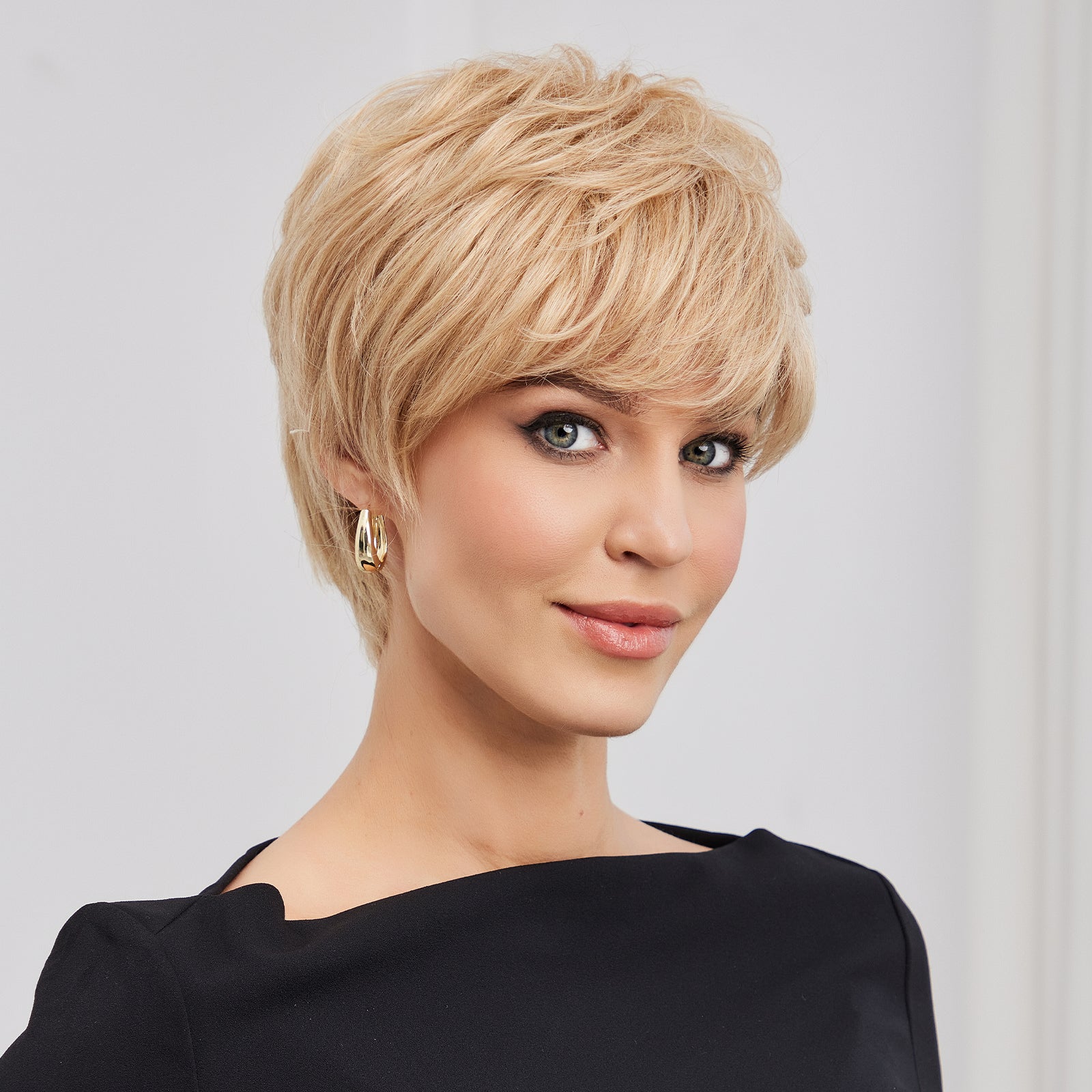 KOME WIG Short Pixie Cut 100% Human Hair Wigs 613 Blonde Wig Lace Wigs for White Women