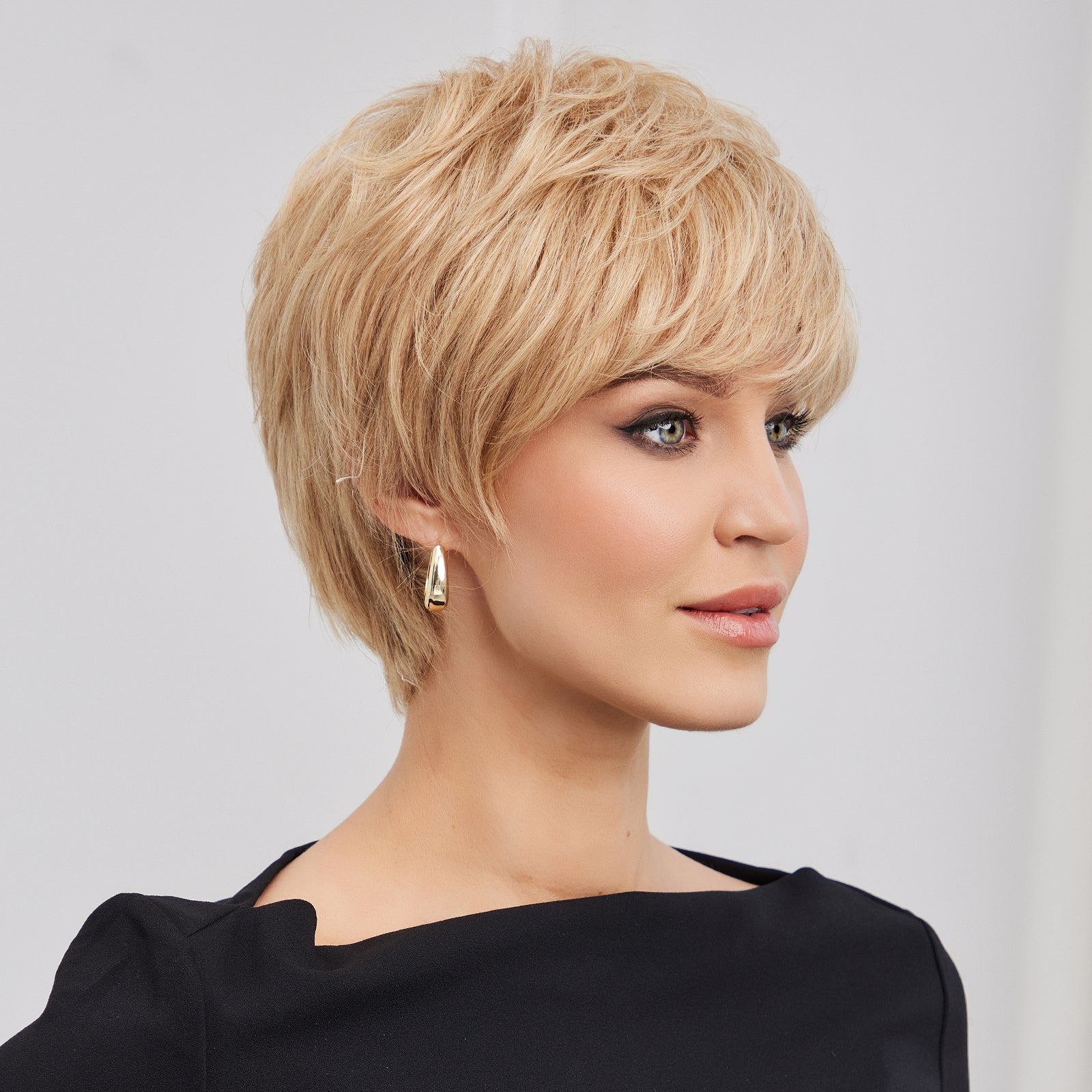 KOME WIG Short Pixie Cut 100% Human Hair Wigs 613 Blonde Wig Lace Wigs for White Women