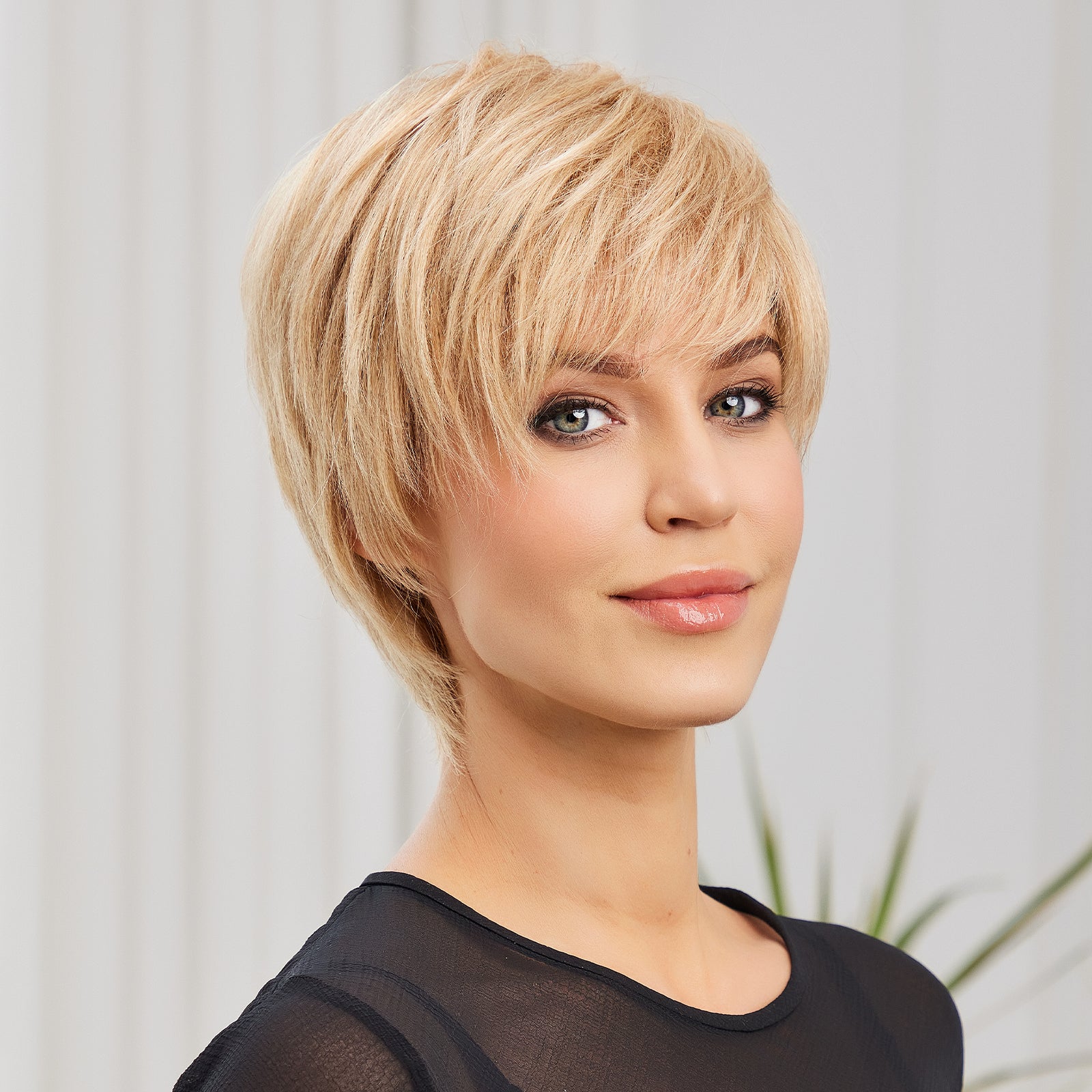 KOME WIG Short Pixie Cut 100% Human Hair Wigs 613 Blonde Wig Lace Wigs for White Women