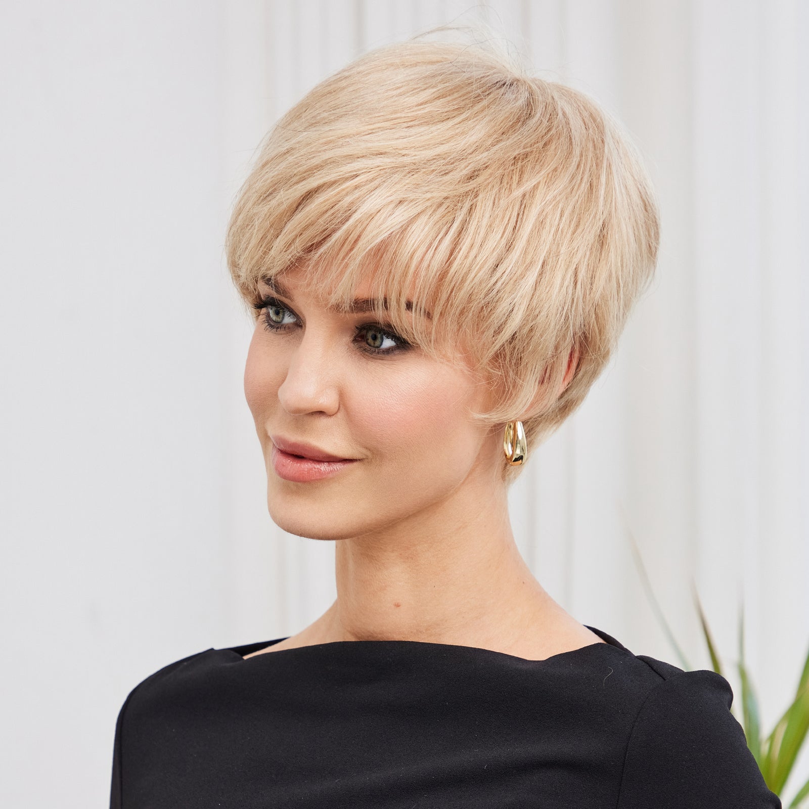 KOME WIG Short Pixie Cut 100% Human Hair Wigs 613 Blonde Wig Lace Wigs for White Women