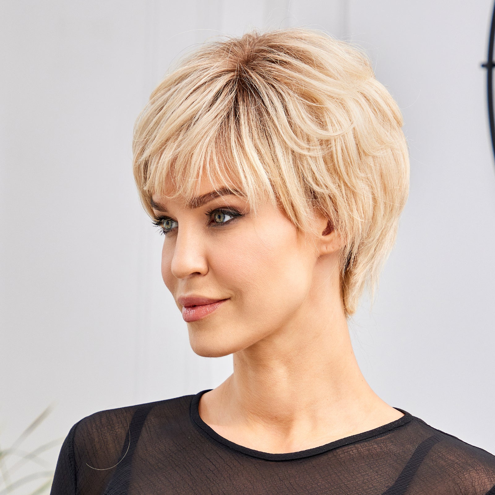 KOME WIG Short Pixie Cut 100% Human Hair Wigs 613 Blonde Wig Lace Wigs for White Women